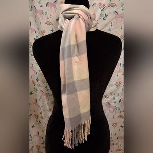 EUC Burberry Pastel Pink & Purple Cashmere Soft Preppy Winter Snow Scarf Wrap